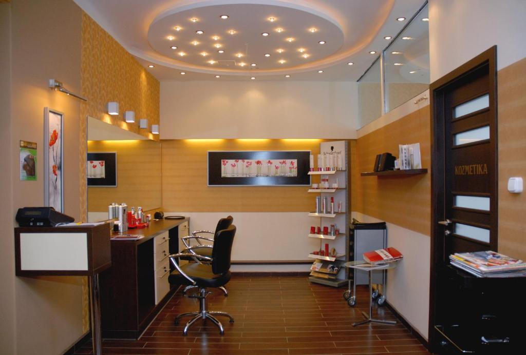 Sport Hotel Debrecen Bagian luar foto